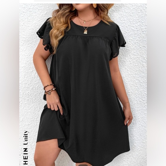 Black dress BRAND NEW no tag - Picture 3 of 6